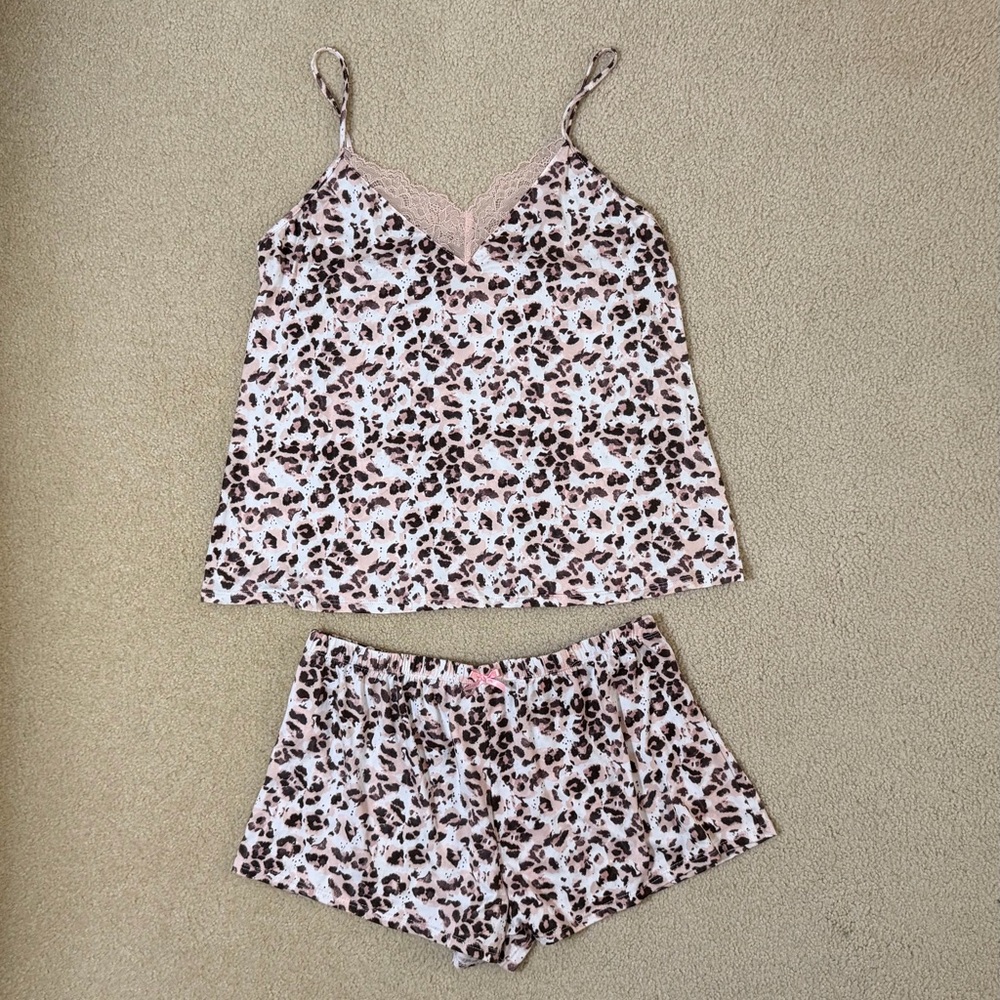 NEVER WORN Pink and Brown Leopard Print Pajama Set